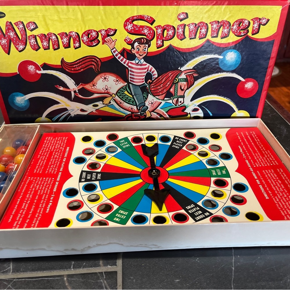 Vintage 1953 Winner Spinner Game *COMPLETE SET in EXCELLENT CONDITION*